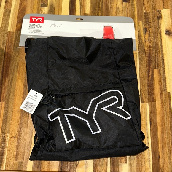 TYR Bag - Picture 1 of 5